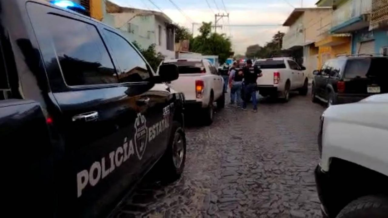 Caos En Ocotl N Jalisco Reportan Bloqueos La Quema Un Tr Iler Y