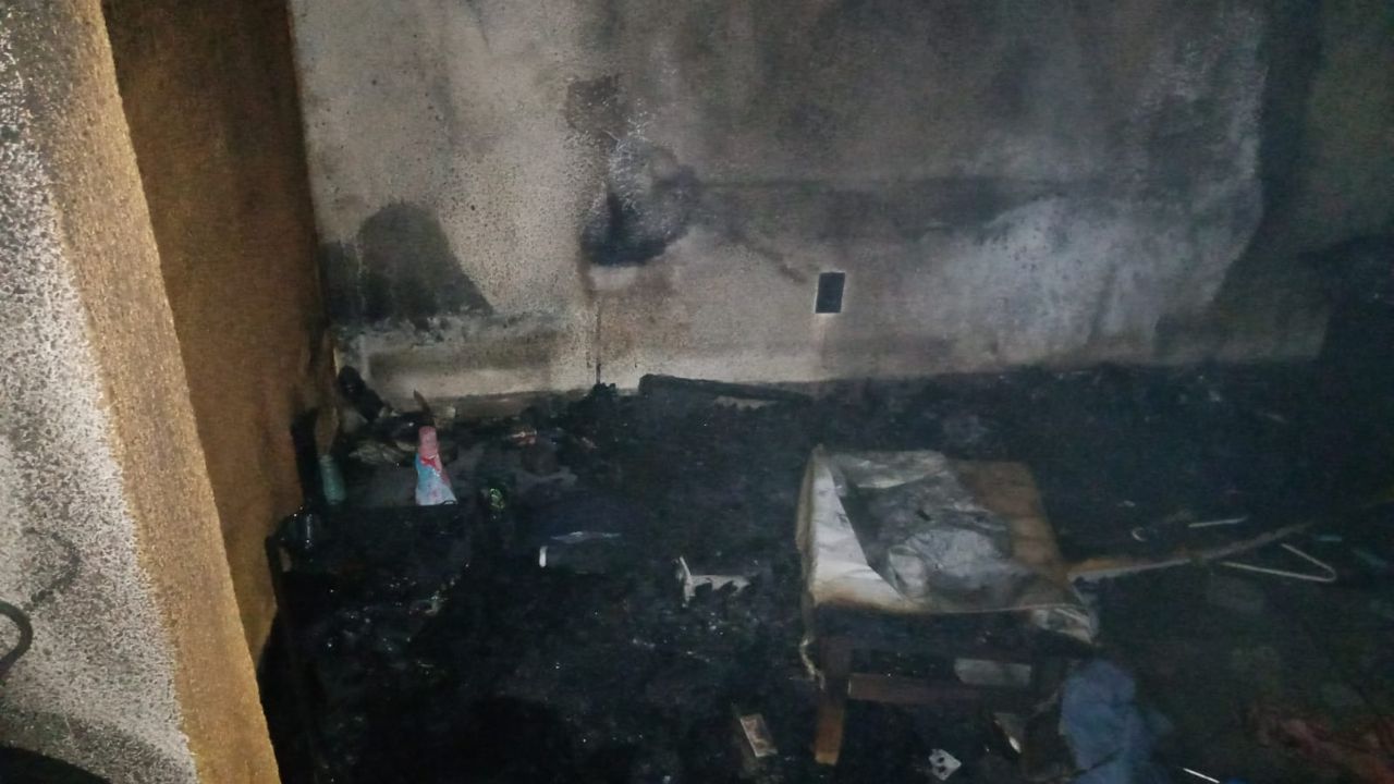 Veladora Encendida Desata Voraz Incendio Domiciliario El Heraldo De