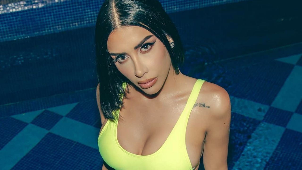 Karime De Acapulco Shore Impacta En Bikini Amarillo Brillante El