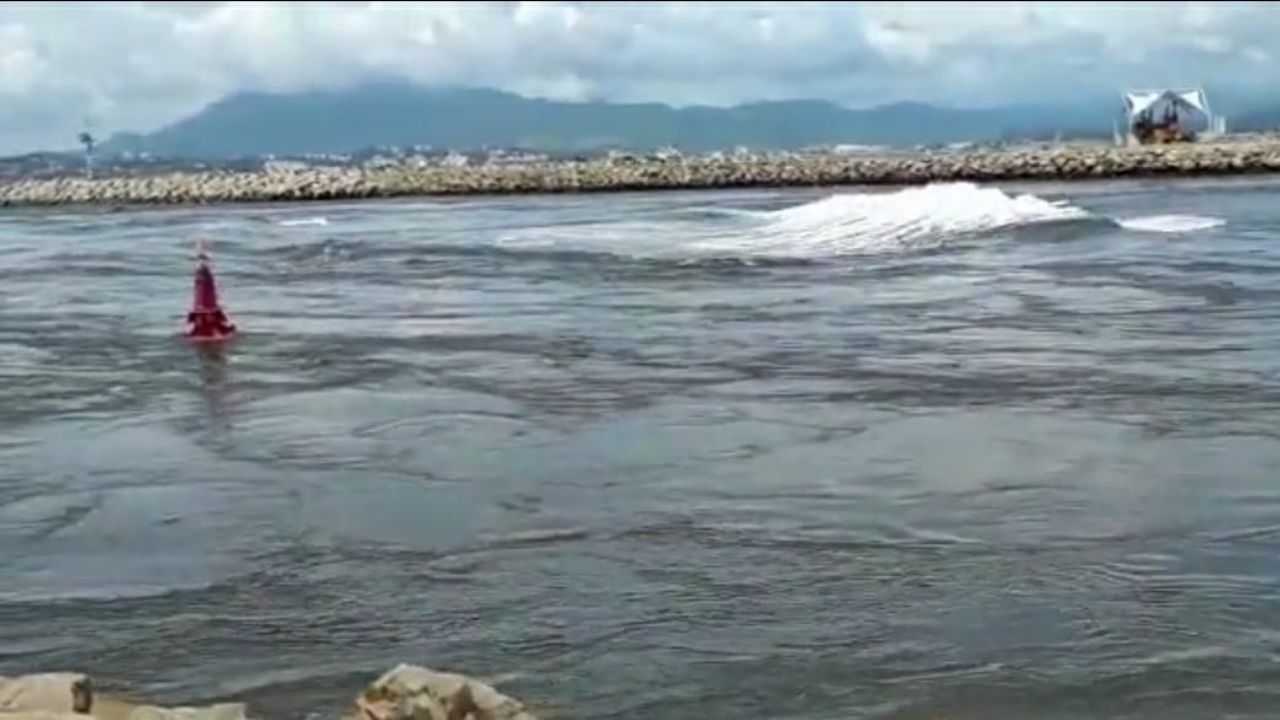 Videos Las Impactantes Im Genes Del Oleaje Inusual En El Mar De