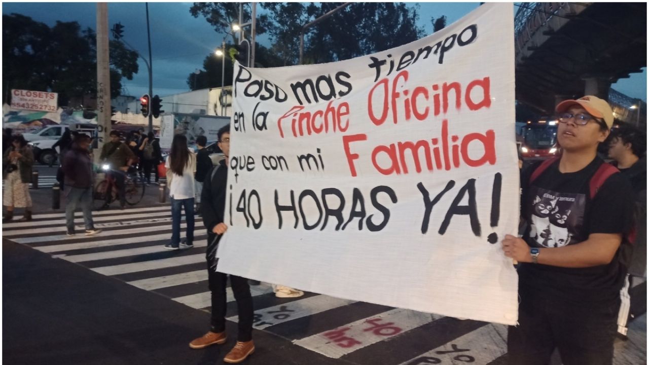 Manifestantes Enfrentan Polic As Antimotines Bloqueo Eduardo Molina