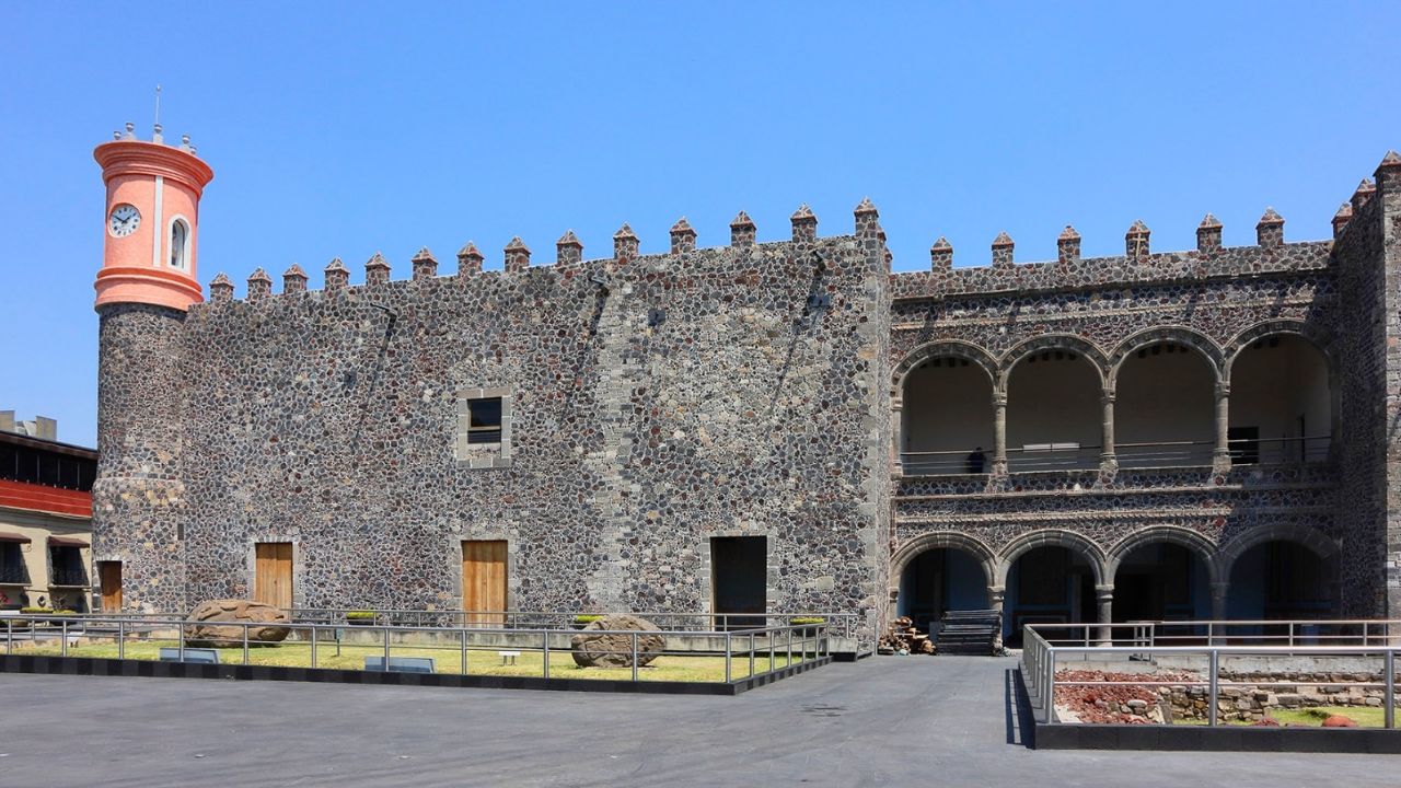 El Palacio De Cort S Reabre Convertido Ahora En El Museo Regional De