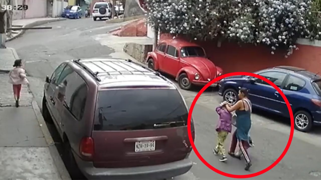 Fuerte Video El Indignante Momento En Que Una Mujer Maltrata A Su Hija