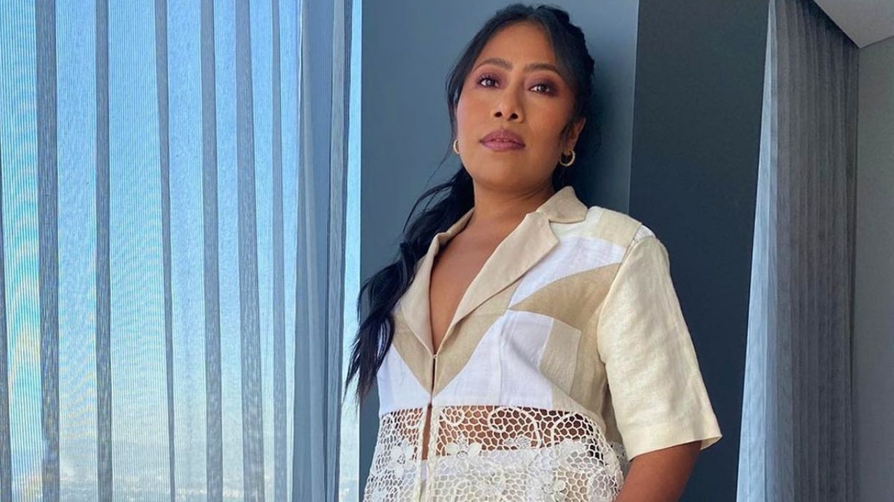 Yalitza Aparicio Luce La Minifalda De Mezclilla Ideal Para La Primavera