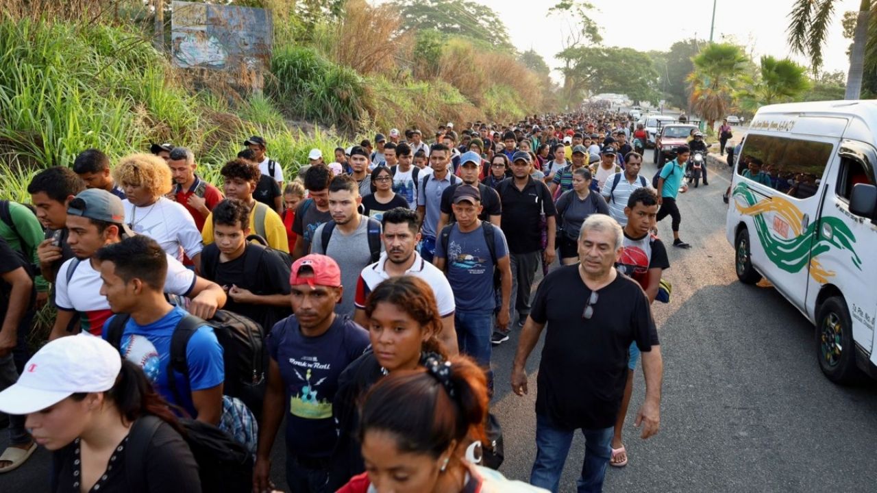 La Caravana Migrante Pone Fin A Su Marcha Tras Recibir Permisos De