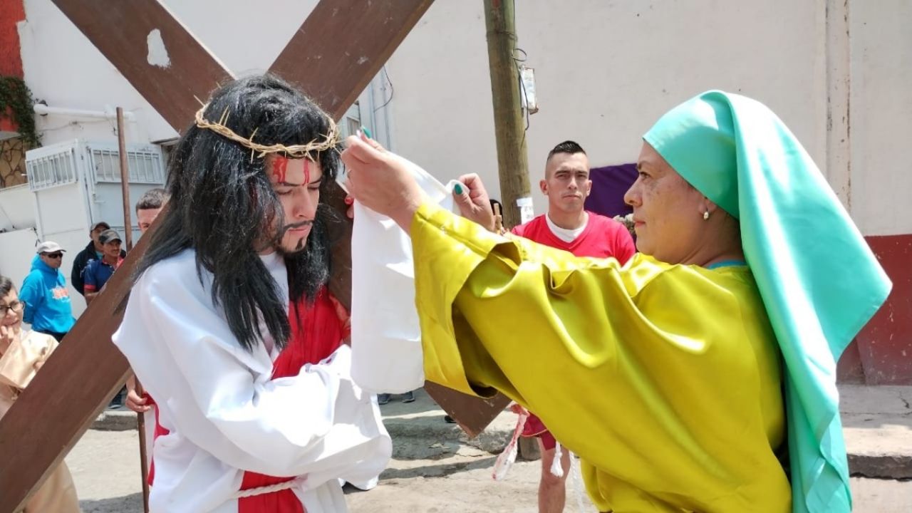 Fotos Migrantes Realizan Viacrucis En Honor A V Ctimas Del Incendio