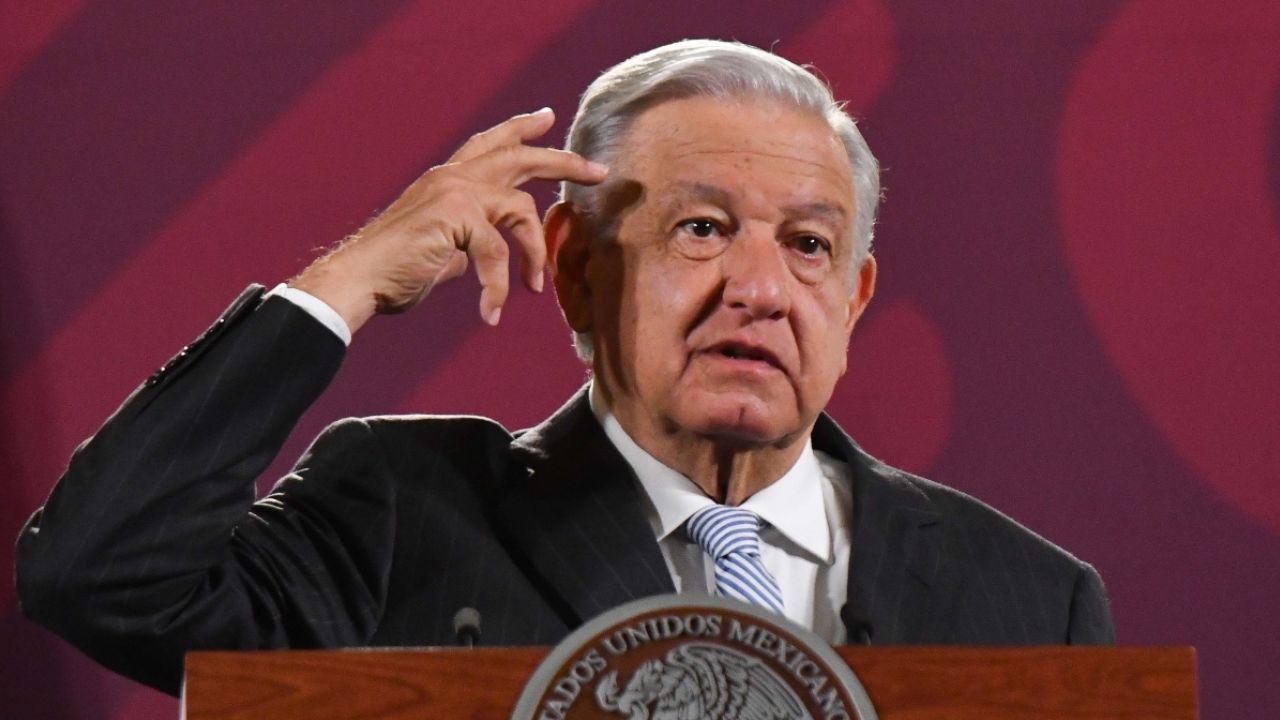 AMLO advierte el mundo está en riesgo ante el fascismo y los golpes de