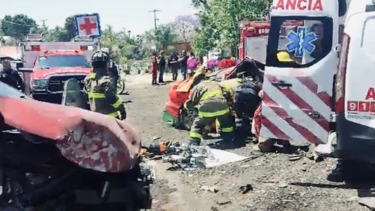 Fuerte Accidente En Carretera Atlixco Puebla Conduc A Un Menor De Edad