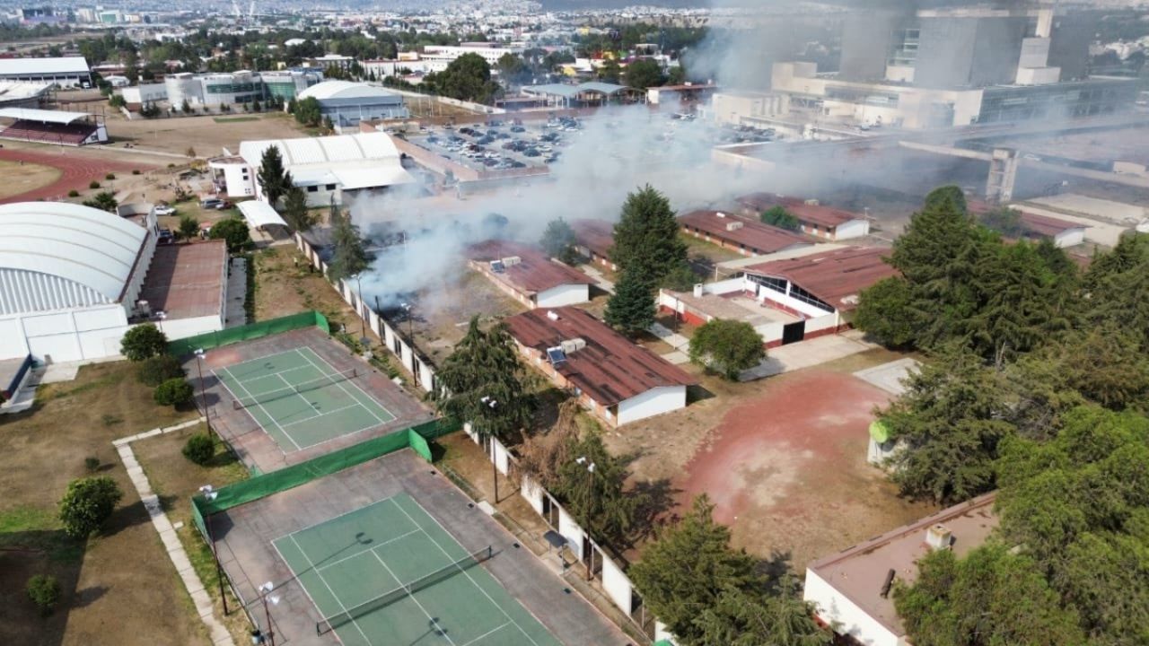 Se Registra Incendio En Escuela De Pachuca Sin Dejar Personas