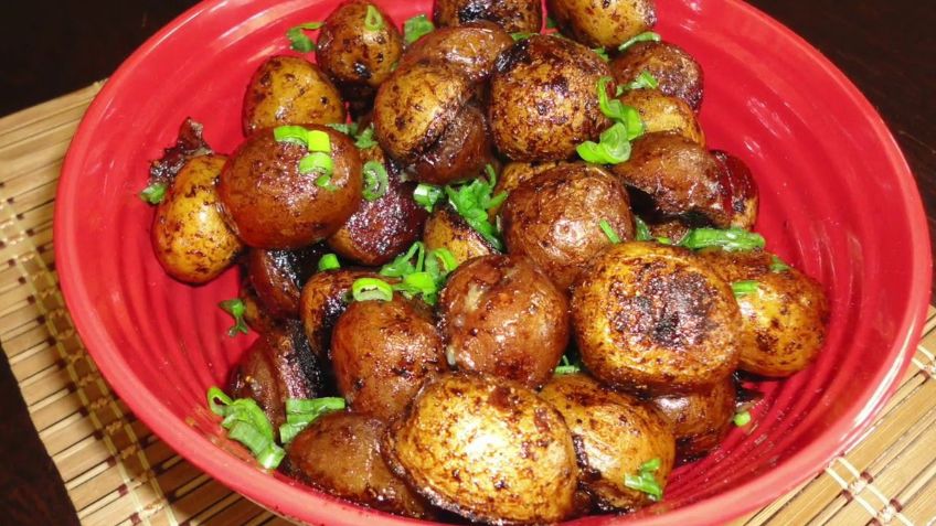 Botana futbolera: Papitas cambray con salsa de chile de árbol