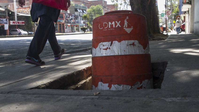 Robo de coladeras cuesta millones a CDMX