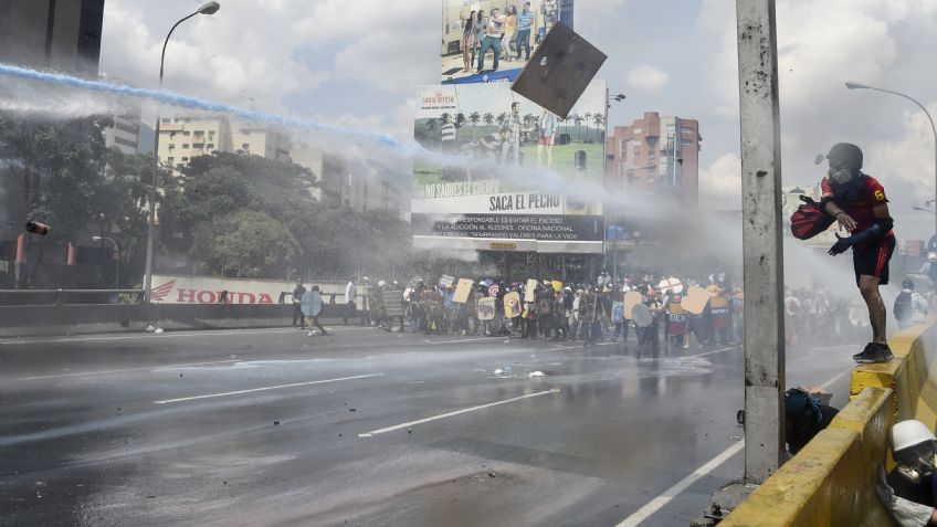 Dispersan protesta contra Asamblea Constituyente en Venezuela