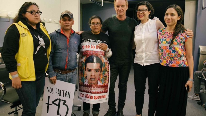 FOTOS: Sting se reúne con padres de Ayotzinapa