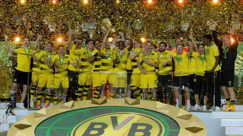 Dortmund gana la Copa de Alemania al Frankfurt de Fabián