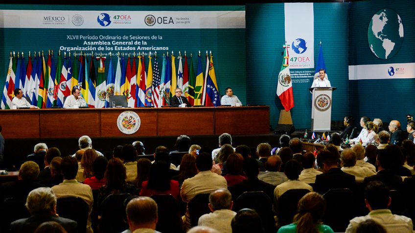 Venezuela responde a México con Ayotzinapa en la OEA