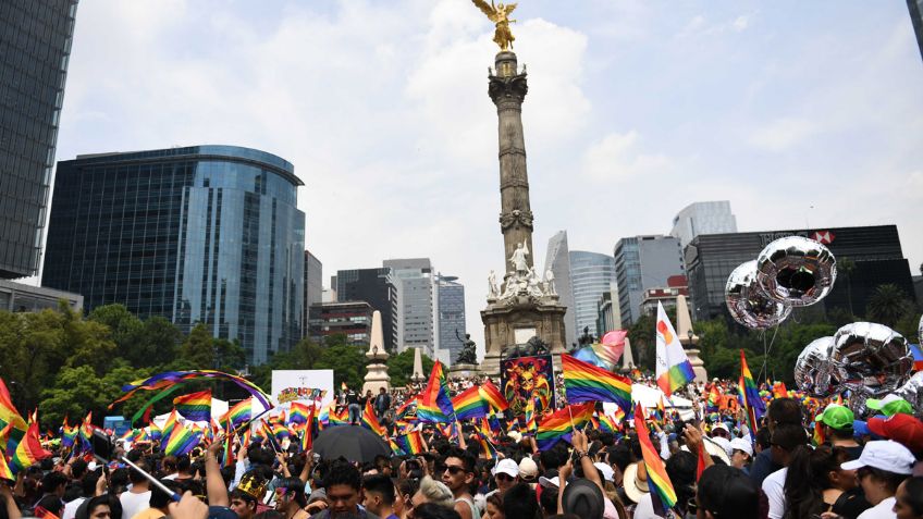 FOTOS: La XXXIX edición de la Marcha Orgullo LGBTTTI