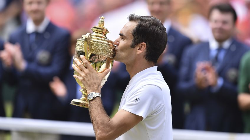 Roger Federer agranda su leyenda, conquista su octava corona en Wimbledon