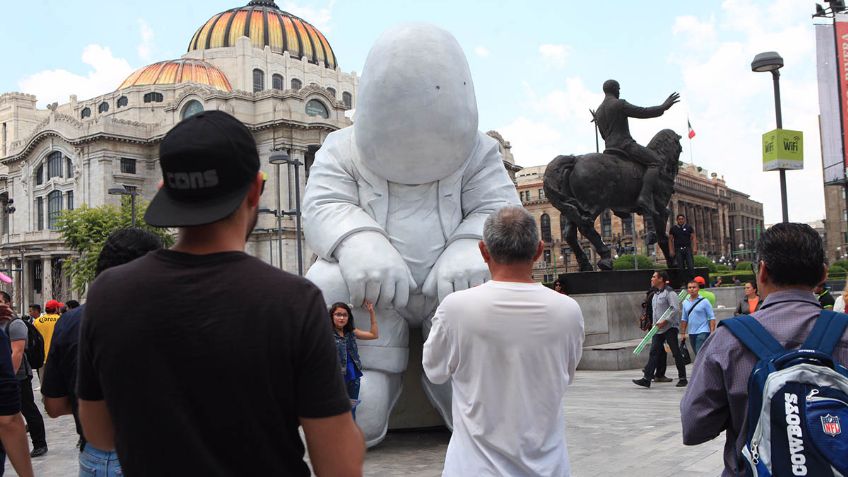 Timo, el personaje de Rodrigo de la Sierra, llega a la Alameda