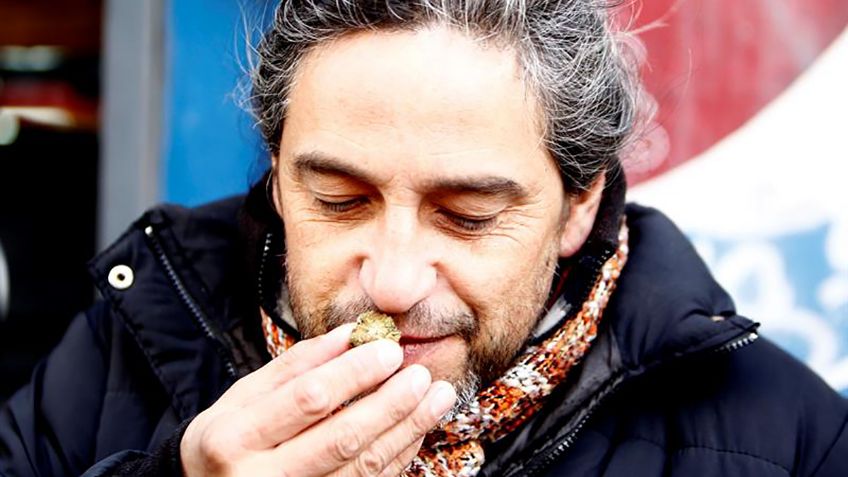 Uruguay comienza a vender mariguana en farmacias