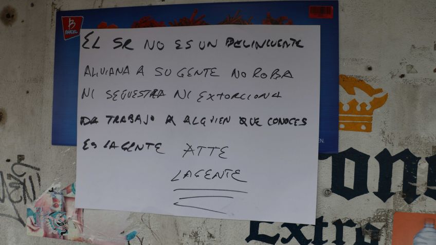 Bloqueos con vehículos incendiados en Tláhuac tras la caída de 'El Ojos”