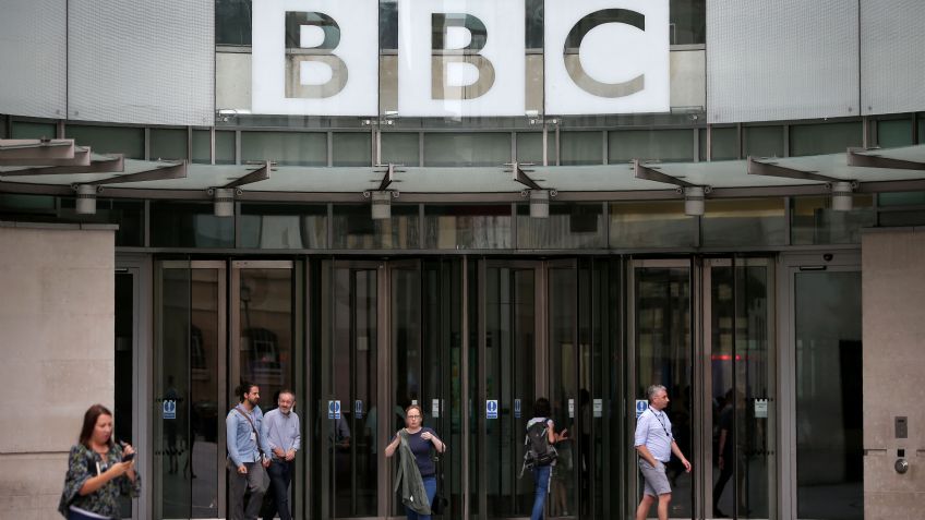 Mujeres de la BBC exigen acabar con brecha salarial entre sexos