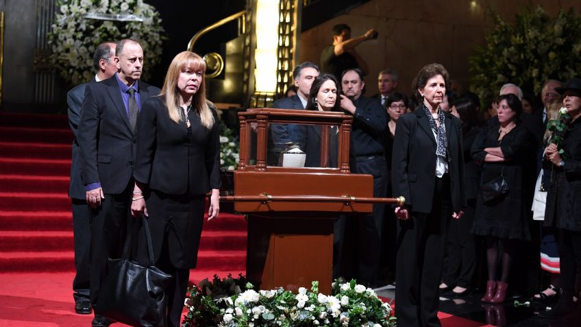 Homenajean a José Luis Cuevas en el Palacio de Bellas Artes