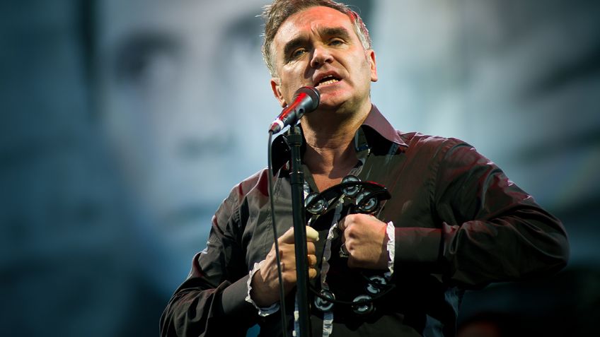 Morrissey habría sido agredido por policía en Roma