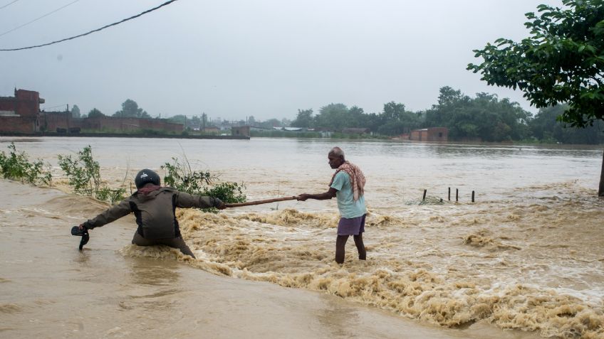 Lluvias en el Himalaya propician saldo de 66 personas muertas en Nepal