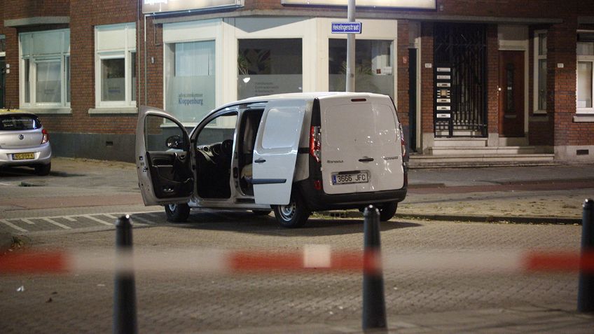 Arrestan en Holanda a español en camioneta cargada con tanques de gas