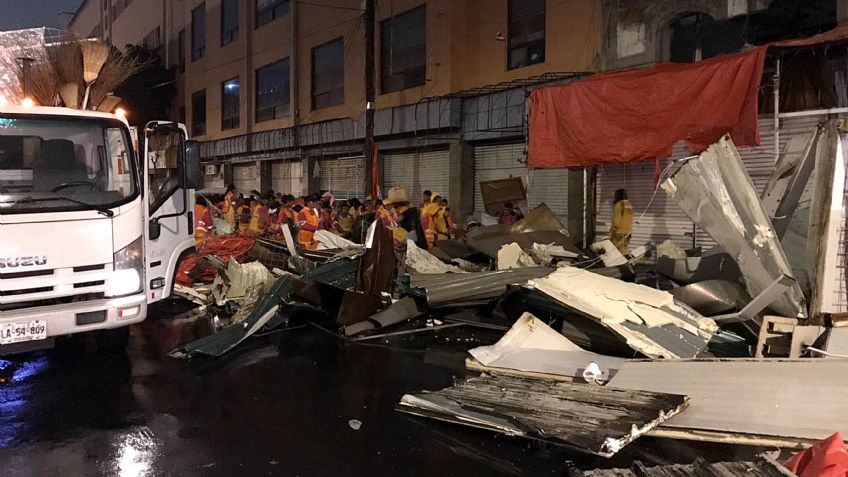 Ambulantes harán 3 marchas hoy tras retiro del Centro