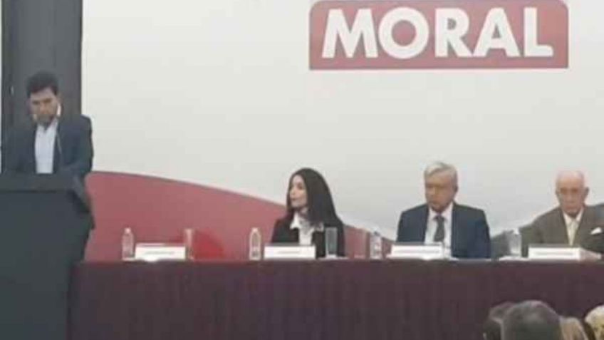 AMLO lanza convocatoria para elaboración de Constitución Moral: VIDEO