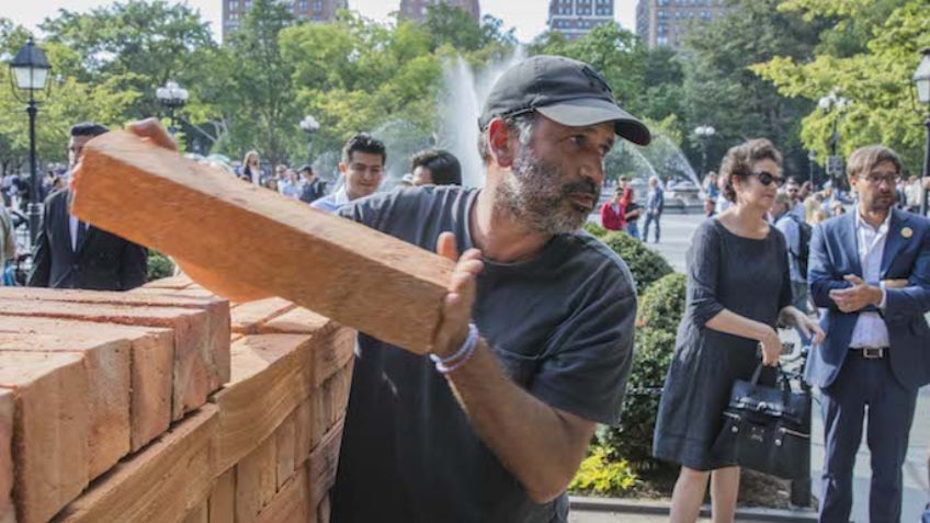 Bosco Sodi instala un muro en Londres