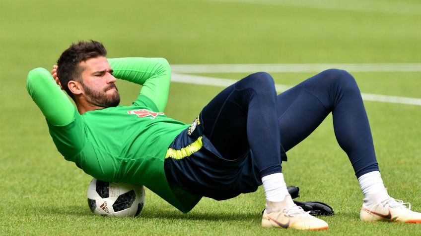 El Liverpool contrata al arquero Alisson Becker por ¡73 millones de euros!