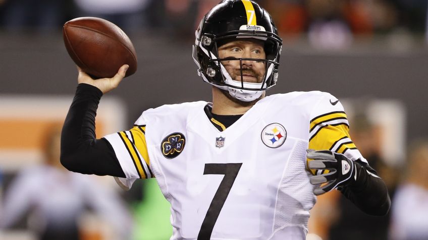 Ben Roethlisberger ingresa al protocolo de conmoción de la NFL