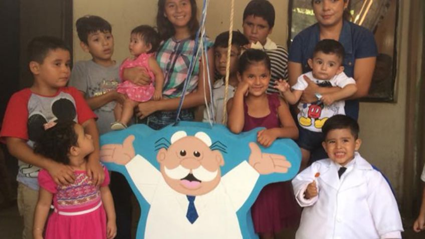 VIDEO: Niño se disfraza del Dr. Simi para celebrar su cumpleaños