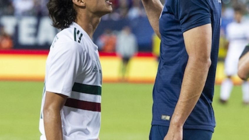 Matt Miazga se burla de la estatura de  Diego Lainez  en encuentro México-EU