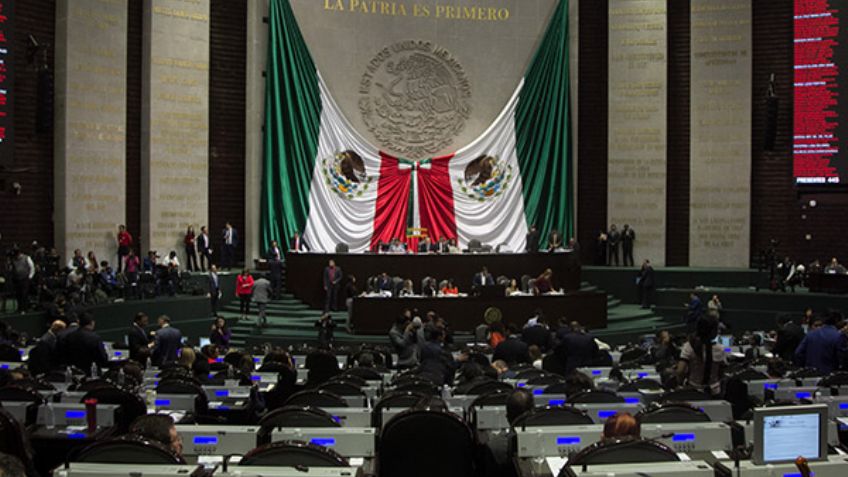 Diputados aprueban rendir honor a estudiantes asesinados en 1968