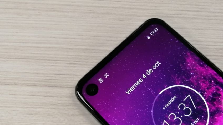 Así es el nuevo celular One Action que ya está disponible en México