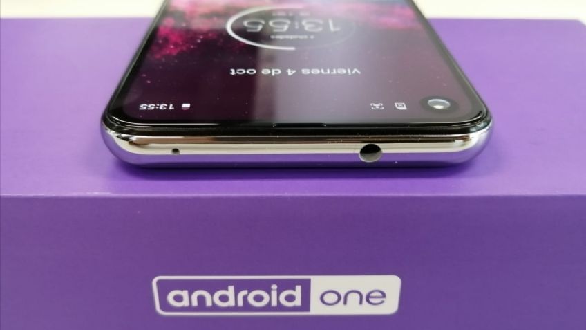 Así es el nuevo celular One Action que ya está disponible en México