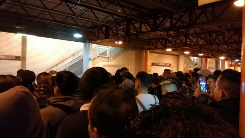 Estación La Paz de la Línea A del Metro está saturada; usuarios reportan retrasos de más de 20 minutos