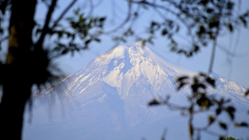 ¡Ya llegó la nieve! Estas son las 5 montañas nevadas en México en las que puedes pasear