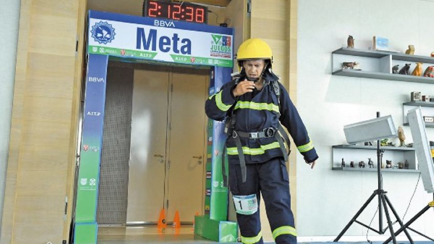 A la cabeza, bombero de Chalco