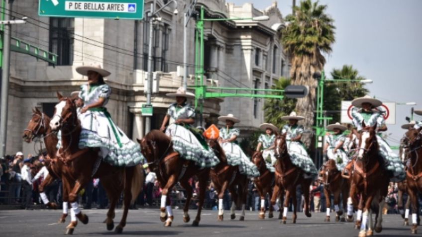 Así se vivió el desfile por el Día de la Revolución Mexicana en el Zócalo: FOTOS