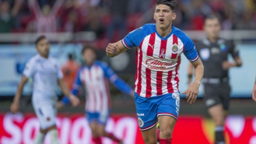 "No dejas de ser un tronco": Antonio Carlos Santos arremete contra Alan Pulido