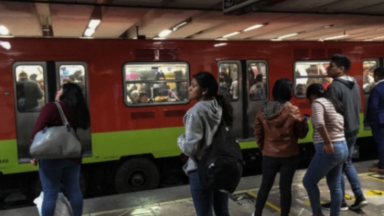 Metro Cdmx Líneas 1 2 3 7 Y 9 Presentan Retrasos De Hasta 15