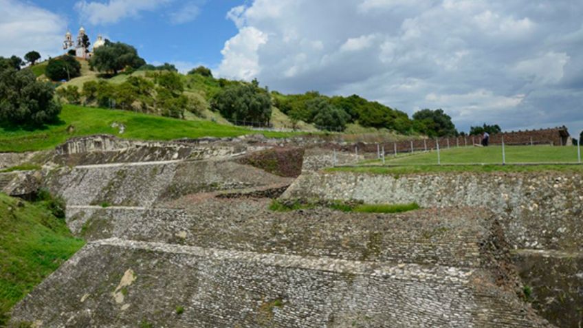 ¿Sabías que la pirámide más grande del mundo se encuentra en Puebla?