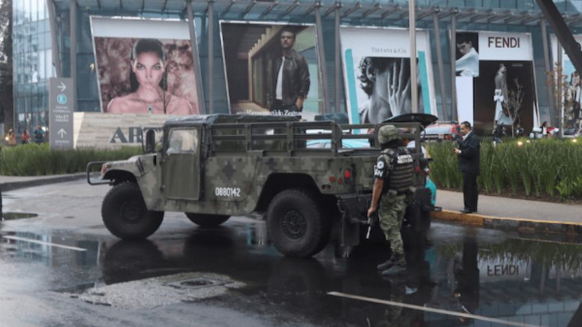 Trasladan a Esperanza "N", pistolera en Plaza Artz, a penal de Santa Martha Acatitla