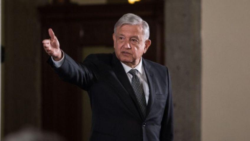 AMLO aseguró que no se puede seguir produciendo leche en comarca por falta de agua