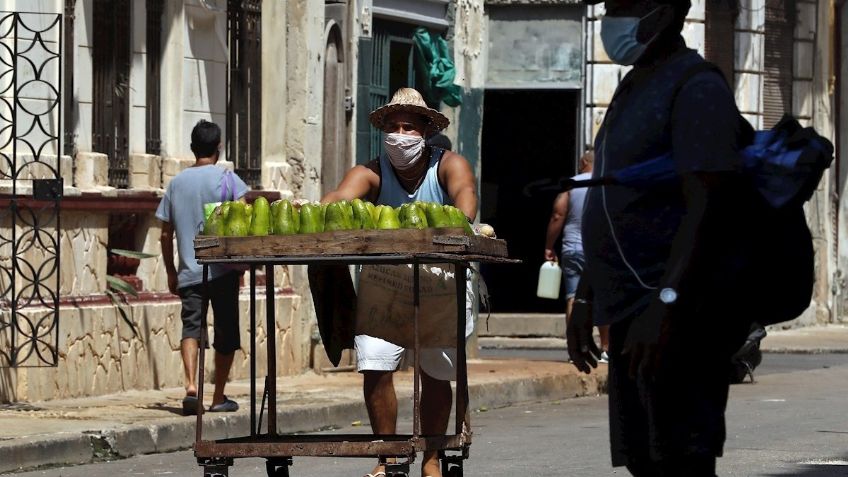 La Habana reabre mientras aumentan los casos de COVID en el centro de Cuba