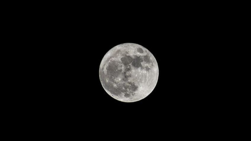 FOTOS: Así ilumina la LUNA LLENA a México este 1 de octubre